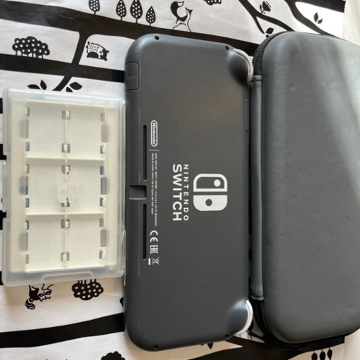 Nintendo Switchライト　グレー