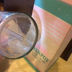 新品箱入りレトロポップガラスポット♪の画像
