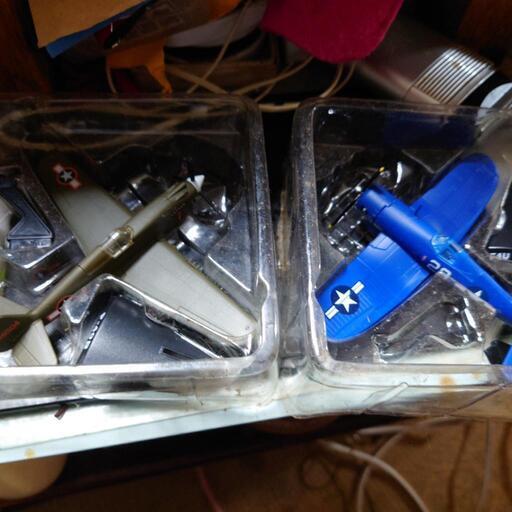 アルミダイキャスト製飛行機２機