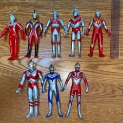 ウルトラマン+怪獣　ソフビまとめ売り32点　レトロ1983年製〜の画像