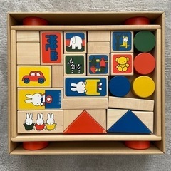 ベビーおもちゃセットの画像