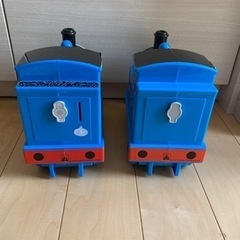 値下げ トーマスの貯金箱とお菓子入れセットの画像