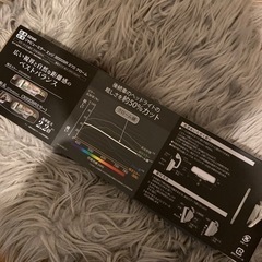 車のミラーの画像
