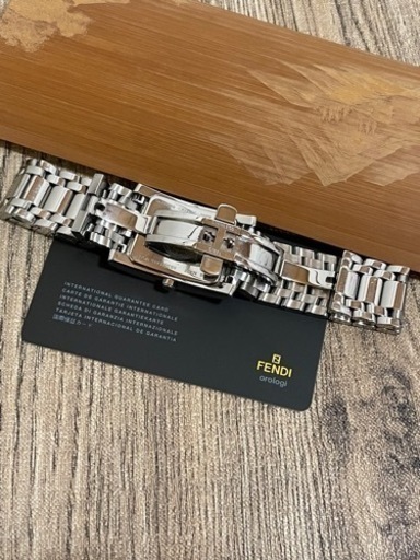 [美品/稼働品]  FENDI フェンディ 7000G メンズ 腕時計 クオーツ スモールセコンド /[ギャランティ+3コマ付属]