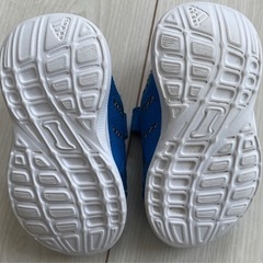 adidas 12cm 子どもシューズの画像