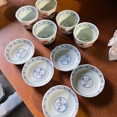 箱入り✨　食器セット！の画像