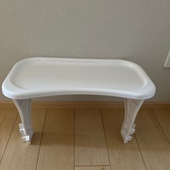 椅子につける机
