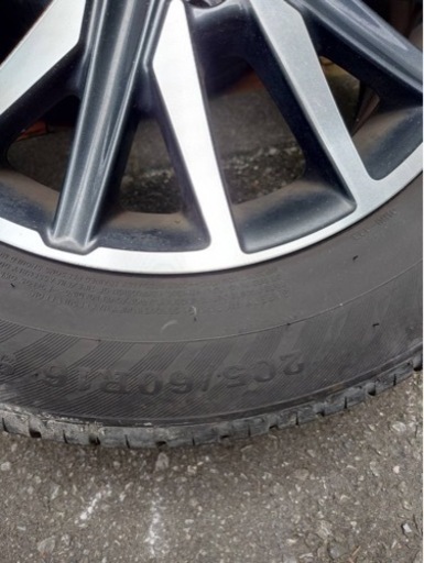 トヨタ　ＶＯＸＹ80 純正ホイール　タイヤ