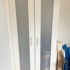 ☆IKEA 衣類キャビネ　