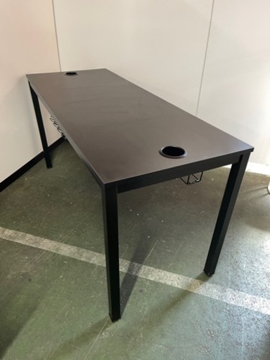 ?激安‼️ 机パソコンテーブルデスクフリーテーブル　幅152cm?