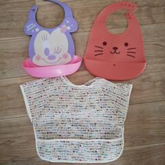 🌸値下げ中🌸エプロンいろいろセット(使い捨てエプロン多数付き)