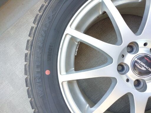 スタッドレスタイヤ　ホイール付
