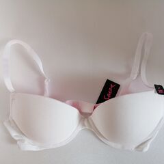 La Senza ランジェリー プッシュアップブラ (新品未使用)