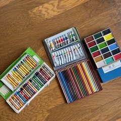5/7まで限定！クレヨン、絵の具、色鉛筆、紙用顔料