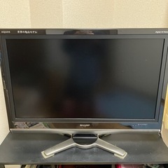 32型　シャープ　AQUOS 32型
