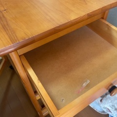 キッチンサイドテーブルの画像