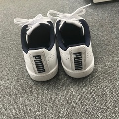 PUMAスニーカーの画像