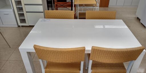 ★ジモティ割あり★ NITORI ダイニングセット4人掛け 白 H70×D80×W135 クリーニング済み TJ572