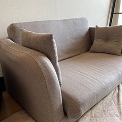 二人がけソファ(クッション付き)の画像