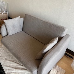 二人がけソファ(クッション付き)の画像