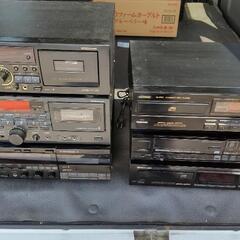 カセットデッキ3台　CDプレーヤー3台　全て未チェック、ジャンク出品です　オーディオ機器