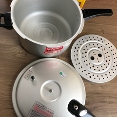 アルミ圧力鍋の画像