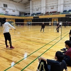 楽しくバドミントンしましょう！