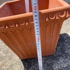 イタリア製テラコッタ、角鉢・丸鉢