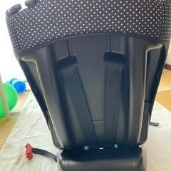 チャイルドシート　ピジョン　オレイユの画像