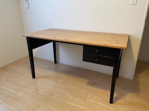 IKEAのデスク【ほぼ新品】