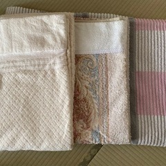 決まりました☆ タオルケット他まとめ売りの画像