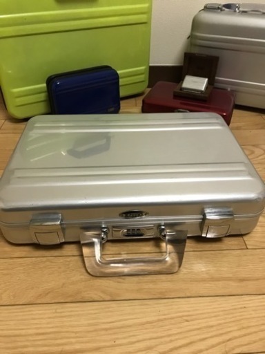 ★ゼロハリバートン アタッシュケース★