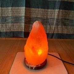 ヒマラヤ岩塩ランプ