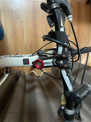 クロスバイク（FELT）