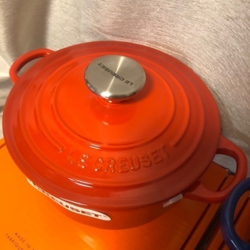 【未使用】LE CREUSET ルクルーゼ ココットロンド 両手鍋 チリレッド 18cm