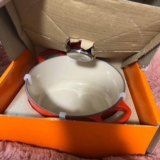 【未使用】LE CREUSET ルクルーゼ ココットロンド 両手鍋 チリレッド 18cm
