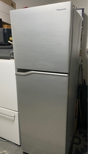 パナソニック NR-B250T-SS 248L 2ドア 2018年製高性能インバーター搭載！スタイリッシュシルバー冷蔵庫