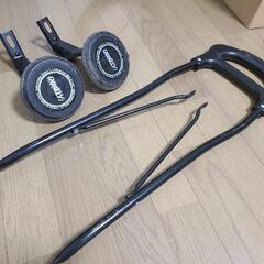 【室内保管】自転車デビューフルセット　自転車子供用14インチ、ヘルメット、肘&膝サポーター、補助ハンドル、補助車輪　セットの画像