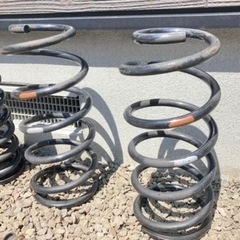 ランドクルーザープラド150後期　2.8D純正コイルの画像