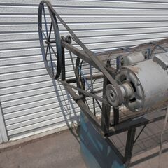 電動ふるい機 田んぼ 育苗用・造園・園芸用などの土ふるいに活躍します 振るい機械 土を細かく電動回転 楽々の画像