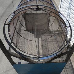 電動ふるい機 田んぼ 育苗用・造園・園芸用などの土ふるいに活躍します 振るい機械 土を細かく電動回転 楽々の画像