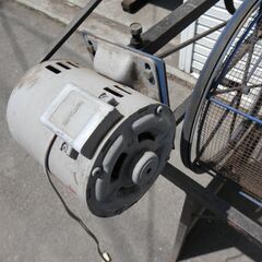 電動ふるい機 田んぼ 育苗用・造園・園芸用などの土ふるいに活躍します 振るい機械 土を細かく電動回転 楽々の画像