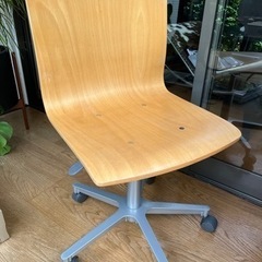 無印良品デスクチェアー