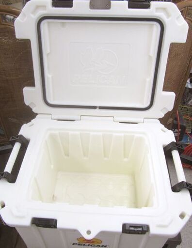 PERICAN ペリカン 35QT クーラーボックス ホワイト系 33L 札幌市北区屯田