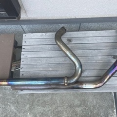 ハーレー エキパイ 触媒なし