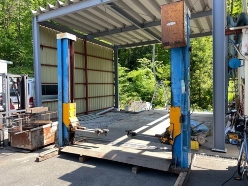 2柱リフト　中古品　車　ジャッキ　近県配送承ります！