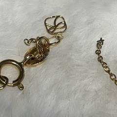 ニコちゃんマークのブレスの画像