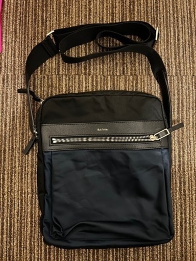 【中古】綺麗なポールスミスのバッグ(艶紺色)