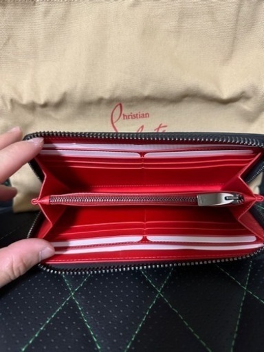 クリスチャンルブタン　長財布