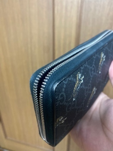 GUCCI長財布　虎